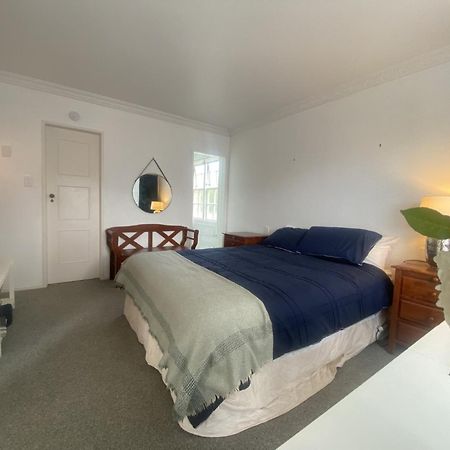 Hotel Two Palms Cambridge Extérieur photo